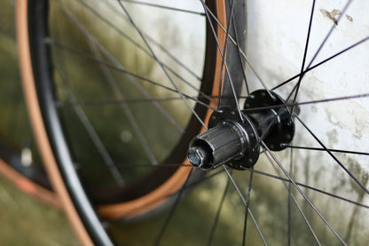 DT Swiss 470 with Schwalbe Pro One TLE Wheelset