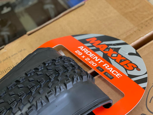 Maxxis Tires Ardent Race 29